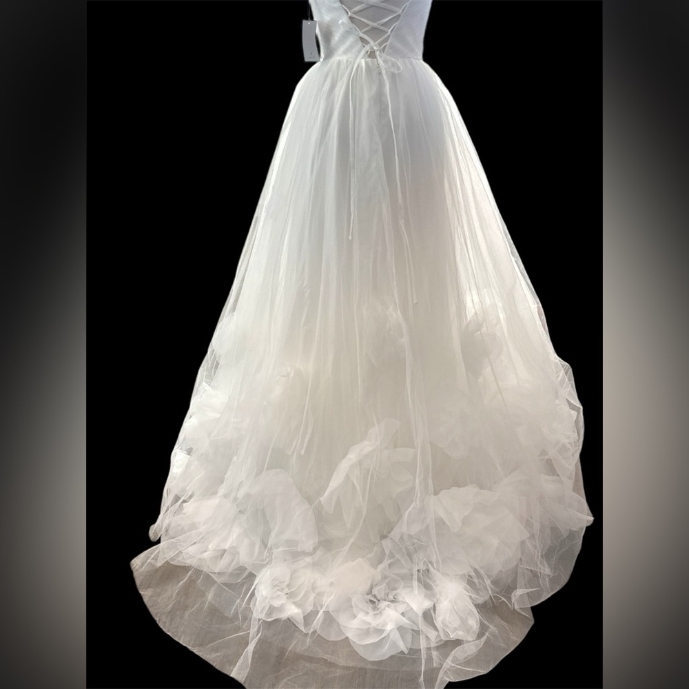 Lulus Beloved Vow Strapless Wedding Dress Small White Tulle 3D Flower Pleated - Picture 8 of 12